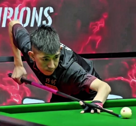 不为金钱低 不为金钱低