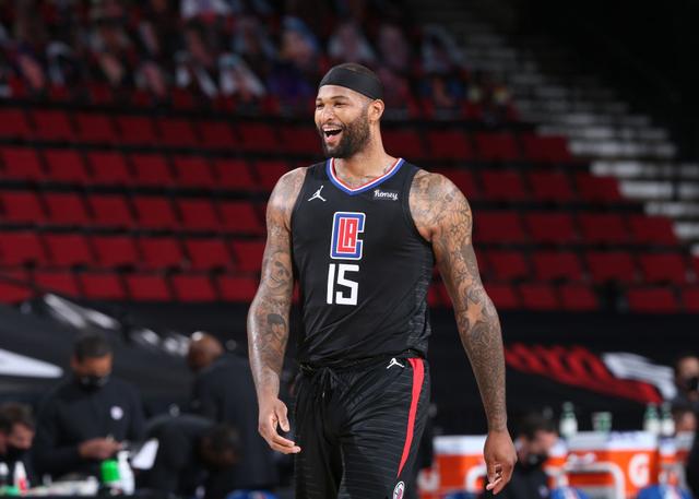 强也让他 强也让他