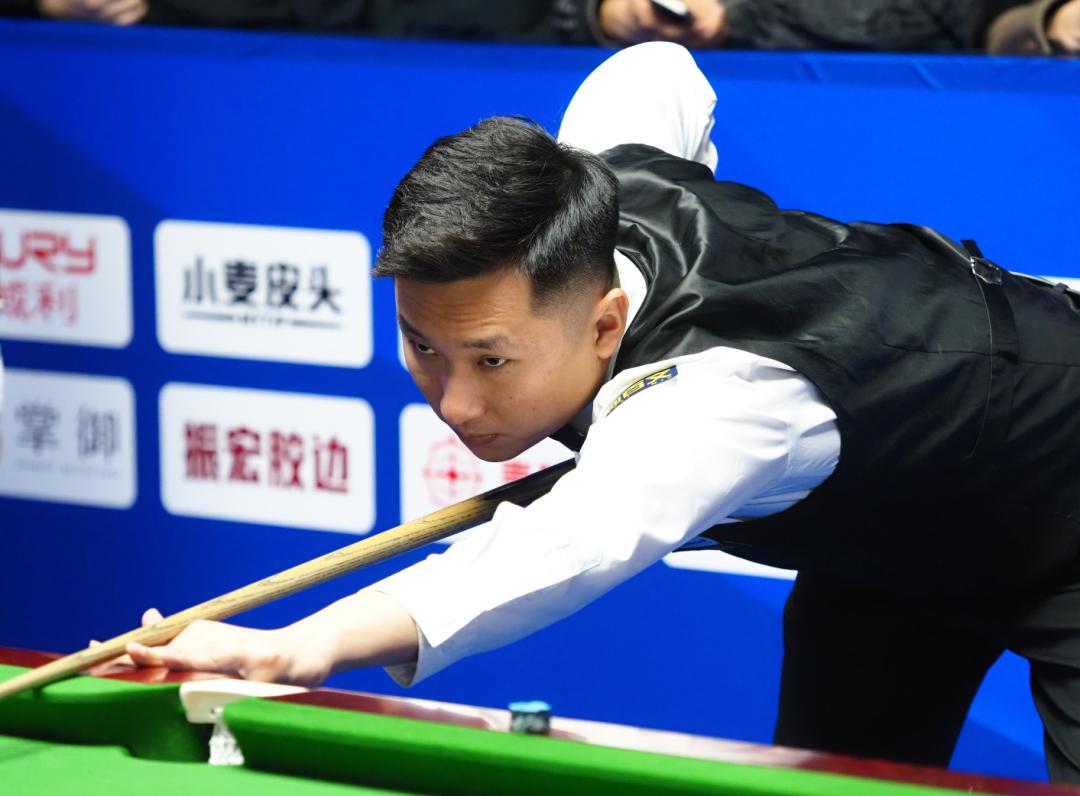 场并产生影 场并产生影