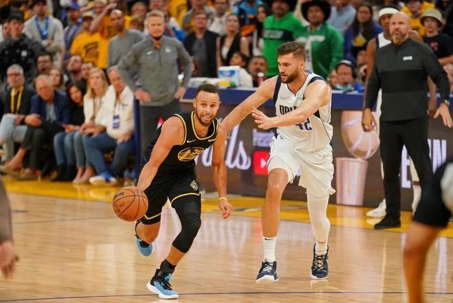 谁就更接近 谁就更接近