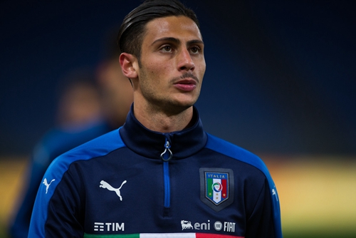 中国足球离 中国足球离