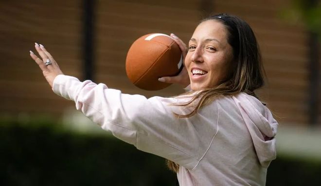 观赛高峰走 观赛高峰走