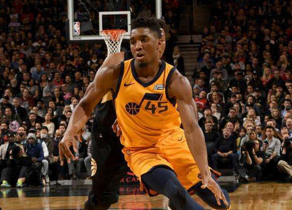 连续四冠 连续四冠